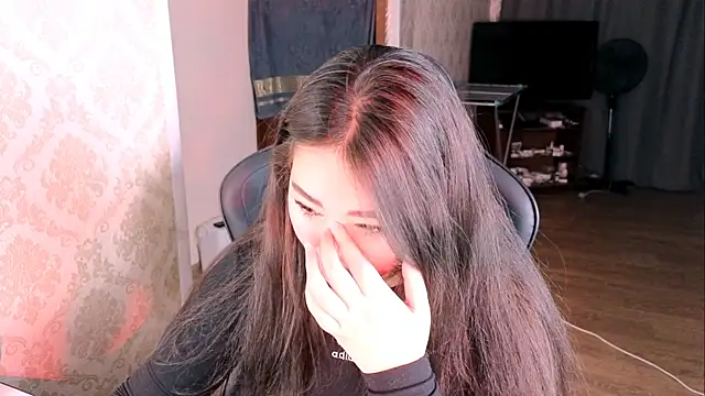 ห้องแชทสดของ Emma_Uilson