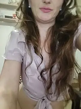 CrazyMaya39 Adlı Modelin Canlı Sohbet Odası