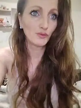CrazyMaya39's Live Chat Room