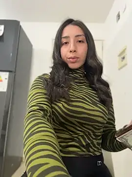 Sala de chat en directo de Lina_soler69