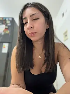Pokój czatu na żywo – Lina_soler69