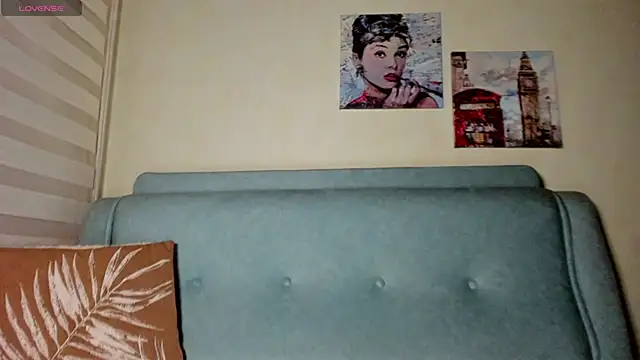Penelopa_Skye's Live Chat Room
