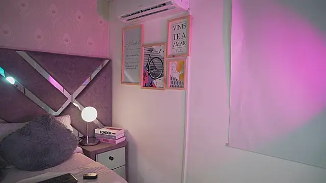 AlinnaJohnson Cameră chat live
