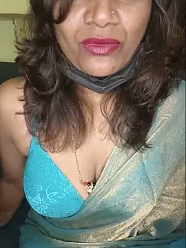 Premalatha_28 Adlı Modelin Canlı Sohbet Odası
