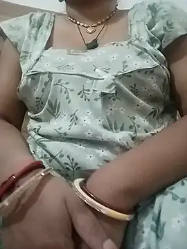 Menka_cut34 Adlı Modelin Canlı Sohbet Odası