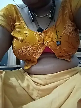 Menka_cut34 Adlı Modelin Canlı Sohbet Odası