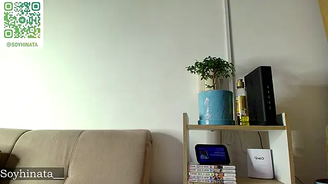 Sala de chat en directo de Soyhinata_