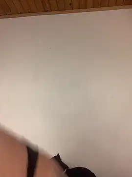 Chat soba uživo modela LilithMonette