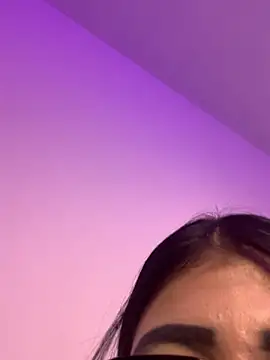 Dannii- Live Chatraum