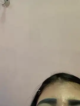 Dannii- live-chat rom