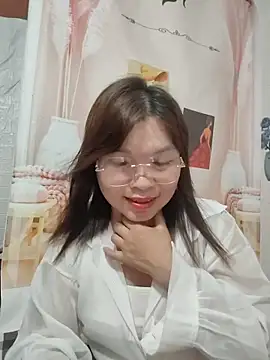 Phòng Chat Trực Tiếp Cover-baa