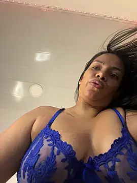 Sala de chat ao vivo de ArielleMillerr-