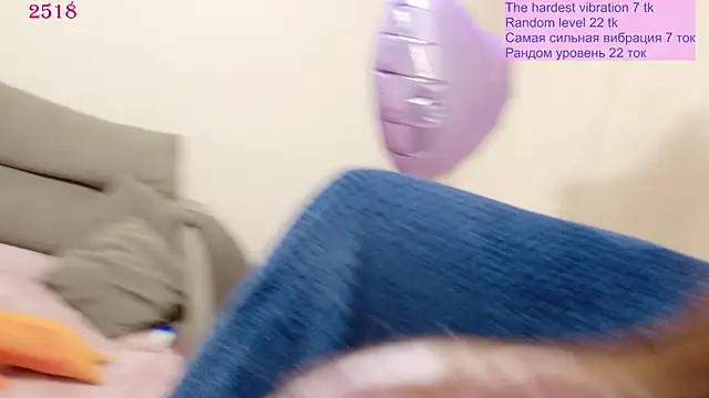 BIGbootyFOXXn Live chat-huone