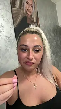 Kylie_One – live chatrum