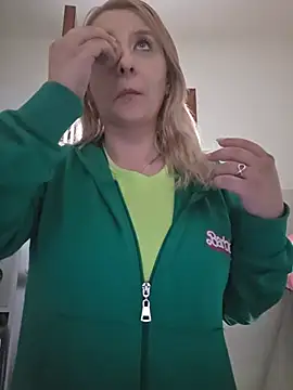 KaylinJan Adlı Modelin Canlı Sohbet Odası