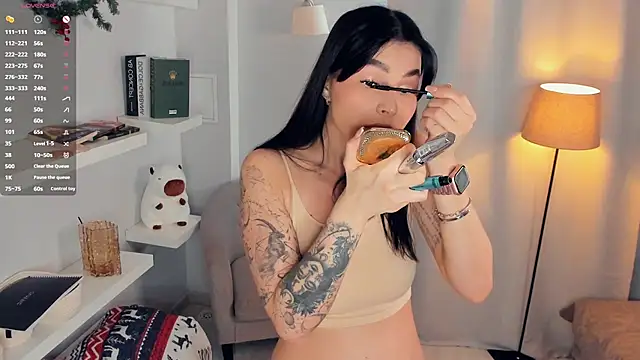 FeliciaKogen Adlı Modelin Canlı Sohbet Odası