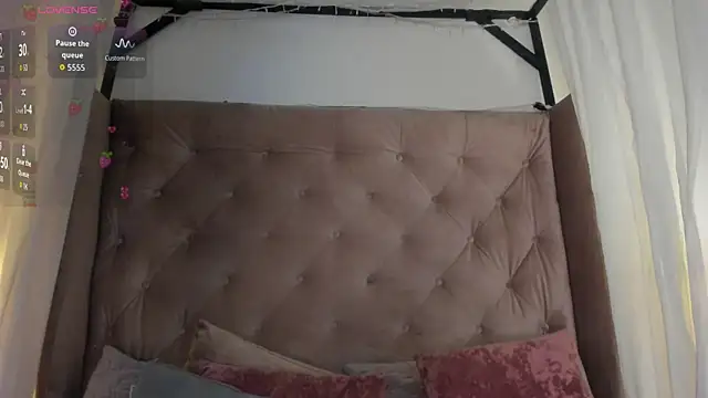 Živá chatovací místnost Annie_Petters