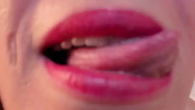 Sala de chat ao vivo de helen_larkin