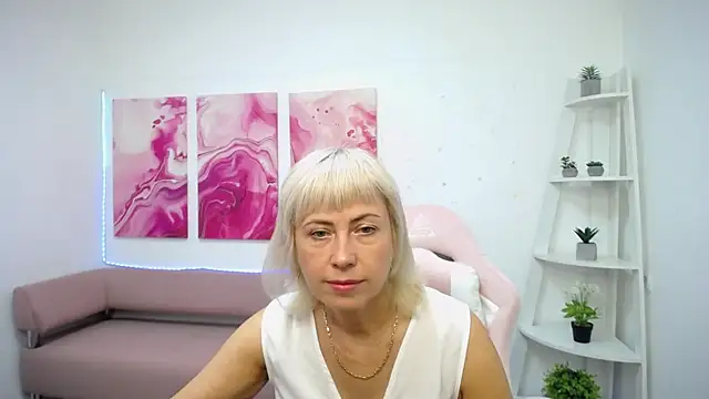 LaurenWishy Adlı Modelin Canlı Sohbet Odası