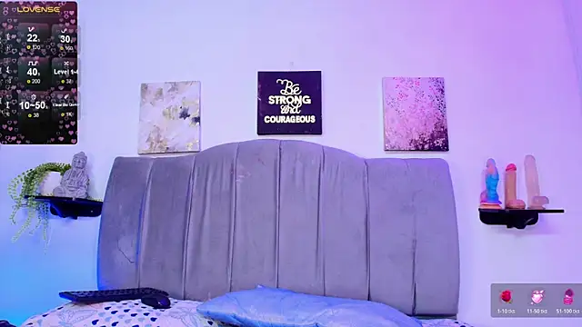 Maddy__Jones 现场聊天室