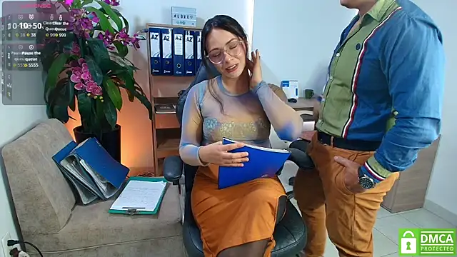 Adri_Miller Live Chatraum