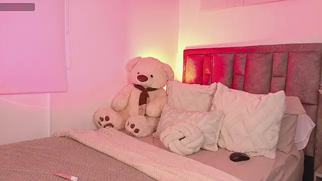 Phòng Chat Trực Tiếp MarianaBaez1