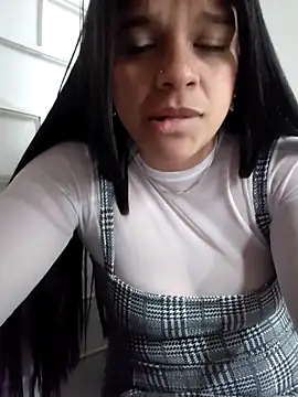 Layla-daring Live chatroom