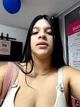Layla-daring – Naživo XXX chat