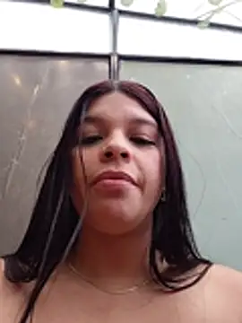 Živá chatovací místnost Layla-daring