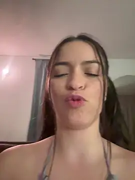Chat ao vivo de Little__Danni1