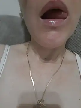 Bilik Sembang Langsung LanaOlbenst