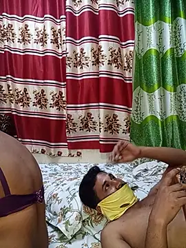 Romentic_Couple 网络视讯表演