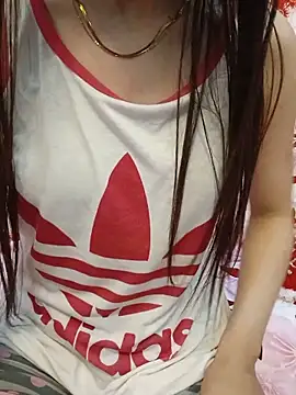 Noraaaax Adlı Modelin Canlı Seks Kamerası Şovu