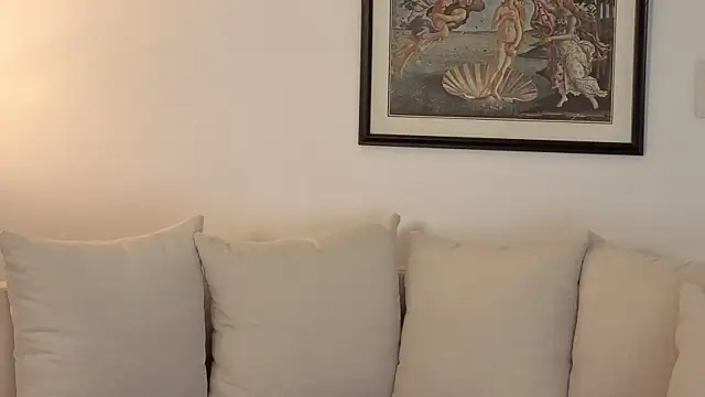 IsabellaSandoval Adlı Modelin Canlı Sohbet Odası