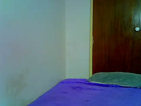 VirginPrincess06 live-chat rom