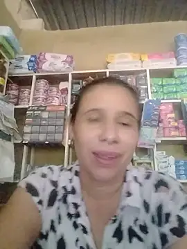 MIA-LARIOS Live chatroom