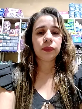 MIA-LARIOS Live Chatraum