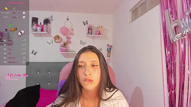 tammy_moon09_ Adlı Modelin Canlı Sohbet Odası