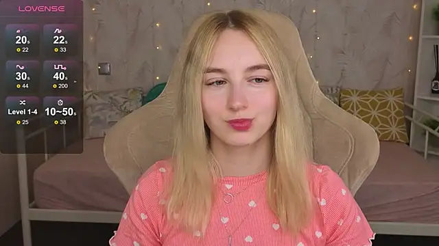 Shy_Polly Live Chatraum