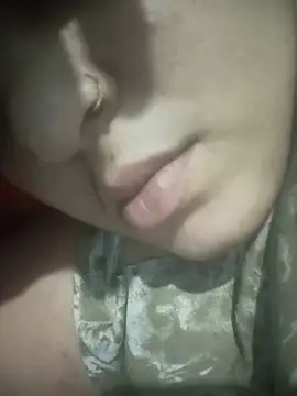 Priya_089's Live Chat Room