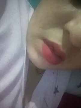 Priya_089 Adlı Modelin Canlı Sohbet Odası