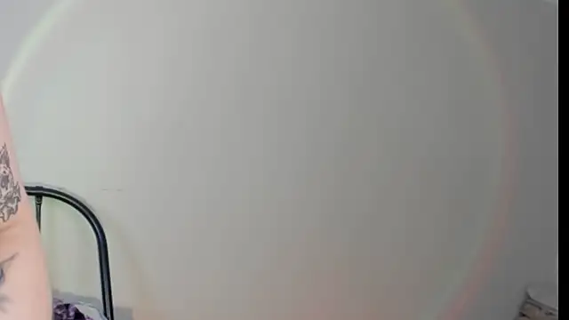 Vlada_vv élő chatszobája