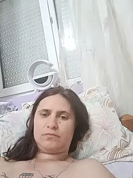 stropinela23 Adlı Modelin Canlı Sohbet Odası