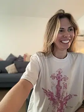 הופעת סקס קאם בשידור חי של abbyxluv