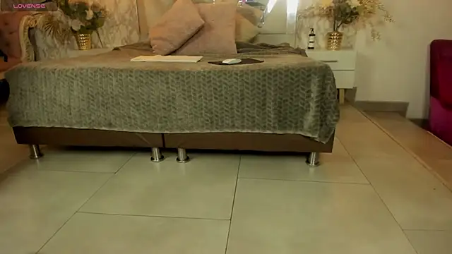 Sala de chat ao vivo de Mysterius_Woman