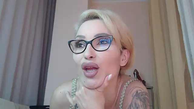 JADAPink___ чат на живо
