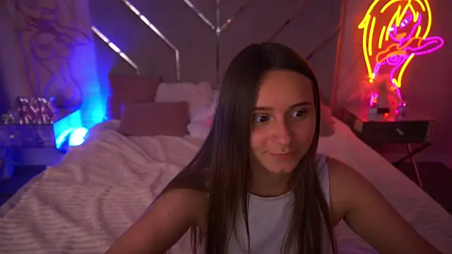 Chat soba uživo modela TinyNatalie