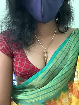 Živá chatovací místnost honeygirl6996