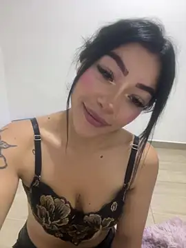 DAKOTA_SAKURAのライブチャットルーム
