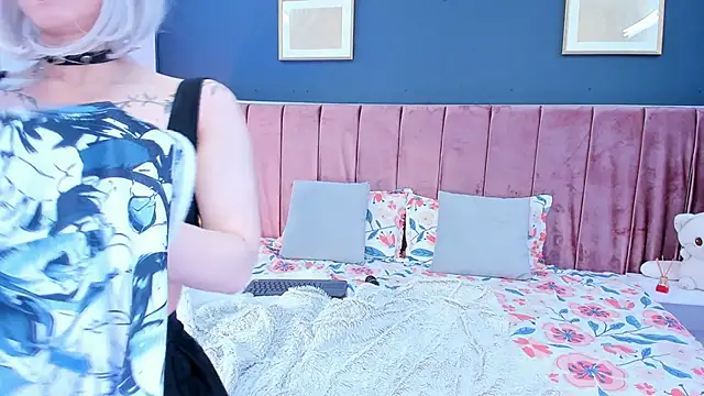 AkiraKurosei Adlı Modelin Canlı Sohbet Odası